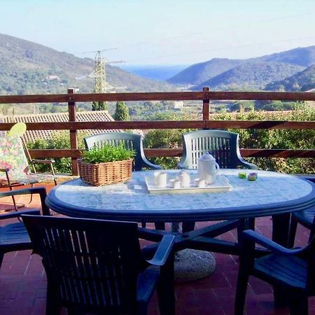 Апартаменты I Sentieri Rio nell'Elba Экстерьер фото